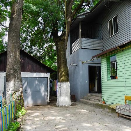 Almaty Hostel Dom Кок-Тюбе Экстерьер фото